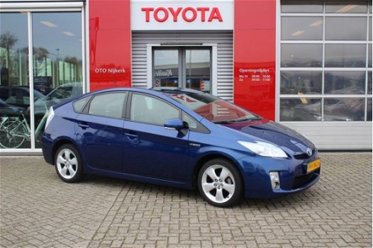 Toyota Prius - 1.8 Aspiration met lederen bekleding en navigatie - 1