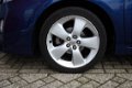 Toyota Prius - 1.8 Aspiration met lederen bekleding en navigatie - 1 - Thumbnail