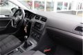 Volkswagen Golf - 1.6 TDI Highline BlueMotion / Trekhaak / Clima / Cruise / Navi - 1 - Thumbnail