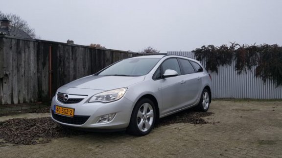 Opel Astra Sports Tourer - 1.4 Turbo Edition - 1