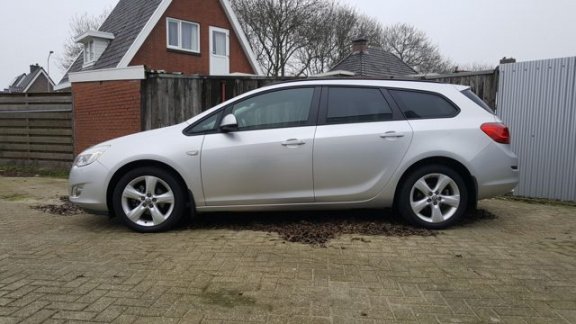 Opel Astra Sports Tourer - 1.4 Turbo Edition - 1