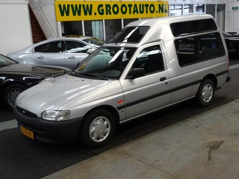 Ford Escort - 1.8D 44 Rolstoelvervoer Stuurbekrachtiging Nap 60975 km - 1