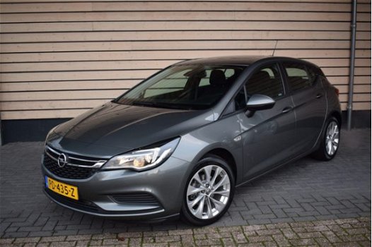 Opel Astra - 1.4 Online Edition schuifdak trekhaak - 1