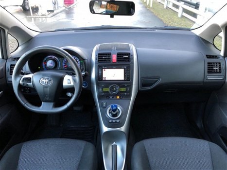 Toyota Auris - 1.8 Full Hybrid Aspiration Automaat - 1