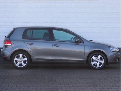 Volkswagen Golf - 1.2 TSI Highline BlueMotion Climate Cruise PDC - 1