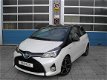Toyota Yaris - 1.5 Hybride Dynamic Bi-Tone 30.000 km - 1 - Thumbnail