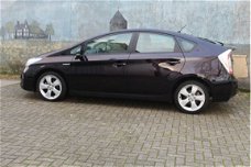 Toyota Prius - 1.8 Dynamic Business Navigatie 17"LM velgen