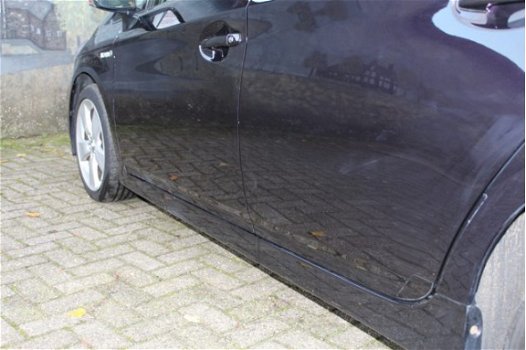 Toyota Prius - 1.8 Dynamic Business Navigatie 17