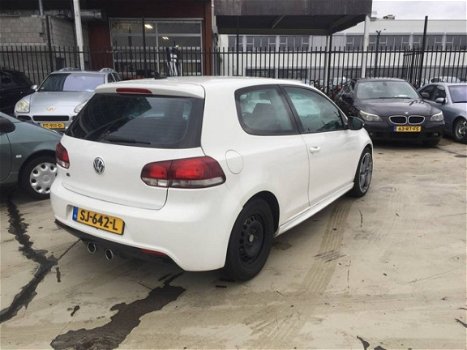 Volkswagen Golf - 1.6 TDI Trendline - 1