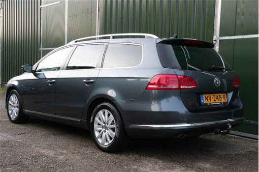 Volkswagen Passat Variant - 1.6 TDI Comfortline 140 PK TDI, DSG, NAVIGATIE, CLIMA, TREKHAAK - 1