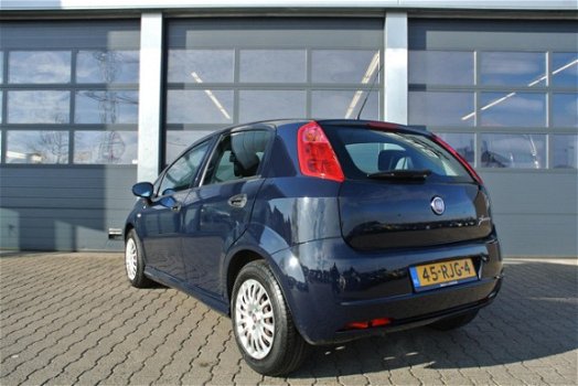 Fiat Punto - 1.3 M-Jet Actual 5-DRS - 1