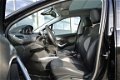 Peugeot 2008 - 1.2 e-VTi AUTOMAAT 82pk Allure Pack Premium Plus - 1 - Thumbnail