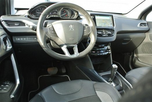 Peugeot 2008 - 1.2 e-VTi AUTOMAAT 82pk Allure Pack Premium Plus - 1