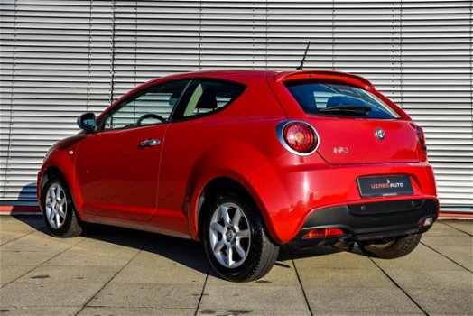 Alfa Romeo MiTo - 1.4 4 CILINDERS 70 PK PROGRESSION - 15'' LMVELGEN - AIRCO - ACHTERSPOILER - 1