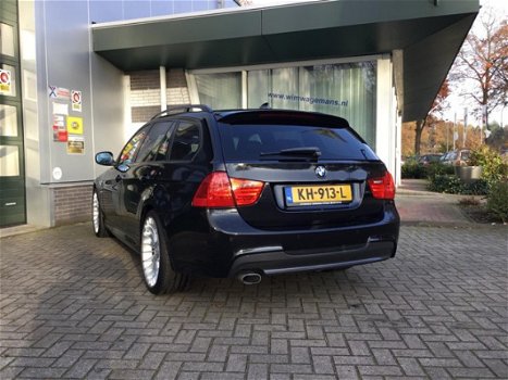 BMW 3-serie Touring - 320d High Executive Automaat 19 incl LM. velgen - 1