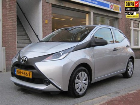 Toyota Aygo - 1.0 VVT-i x-now In Nieuwstaat - 1