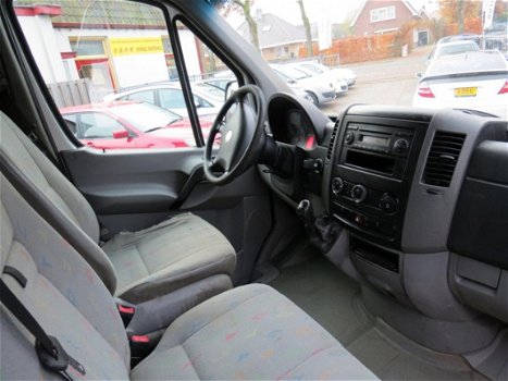 Volkswagen Crafter - 35 2.5 TDI L2H1 DC Trendline //Automaat// - 1