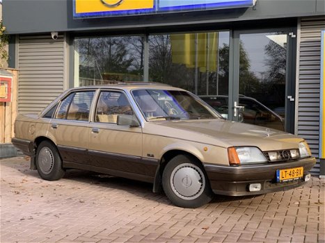 Opel Rekord - GLS 2.0S - 1