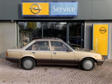 Opel Rekord - GLS 2.0S - 1