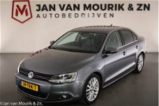 Volkswagen Jetta - 1.4 TSI Highline | CLIMA | CRUISE | NAVI | PDC | CAMERA | TREKHAAK AFN