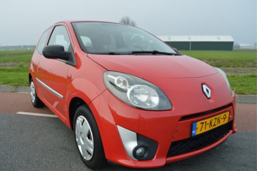 Renault Twingo - 1.2-16V Authentique 4 nieuwe banden - 1