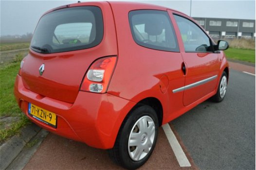 Renault Twingo - 1.2-16V Authentique 4 nieuwe banden - 1