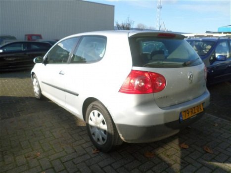 Volkswagen Golf - 1.9 TDI Trendline - 1