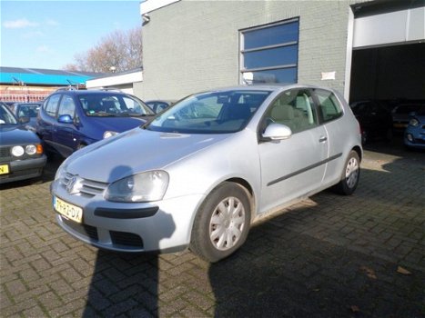 Volkswagen Golf - 1.9 TDI Trendline - 1