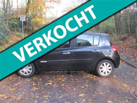 Renault Clio - 1.5 dCi Collection - 1