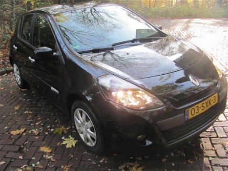 Renault Clio - 1.5 dCi Collection - 1