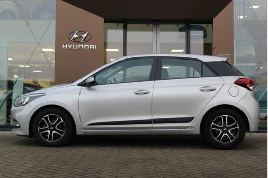 Hyundai i20 - 1.2 HP i-Motion Comfort | Climate Control | Lichtmetalen velgen - 1