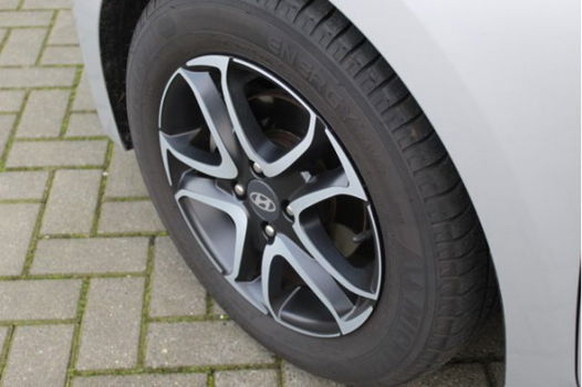 Hyundai i20 - 1.2 HP i-Motion Comfort | Climate Control | Lichtmetalen velgen - 1