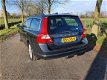 Volvo V70 - 2.4D Limited Edition D5 1e eigenaar nieuwstaat , dealer auto - 1 - Thumbnail