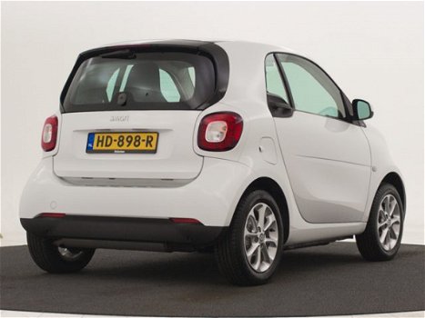 Smart Fortwo - 1.0 Prime Automaat Cool & Audio pakket | Stoelverwarming | Cruise Control | Panoramad - 1
