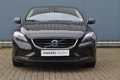 Volvo V40 - 2.0 D2 120PK Nordic+ / Parkeerverwarming / Xenon - 1 - Thumbnail