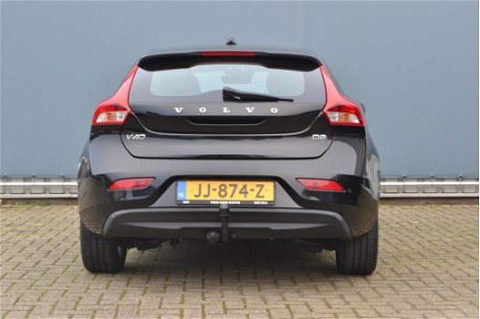 Volvo V40 - 2.0 D2 120PK Nordic+ / Parkeerverwarming / Xenon - 1