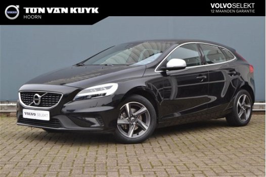 Volvo V40 - 2.0 D2 120PK Nordic+ Sport / Parkeerverwarming / LED - 1