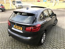 BMW 2-serie Active Tourer - 218i High Executive Aut Panorama LED Trekhaak