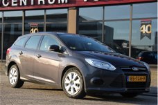 Ford Focus Wagon - 1.6 TDCI business/ Navigatie/ Trekhaak