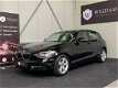 BMW 1-serie - 116I Sport PDC Dealeronderh. Rijklaar - 1 - Thumbnail