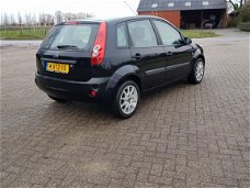 Ford Fiesta - 1.4-16V Futura