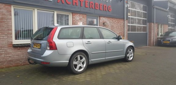 Volvo V50 - 2.0 Momentum Leer Airco/Clima PDC - 1