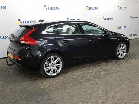 Volvo V40 - 1.6 D2 Summum Business Pano dak, Ecc, Nav, Pdc, LV - 1