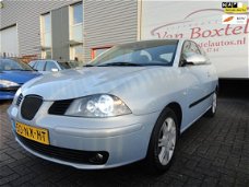 Seat Ibiza - 1.4-16V Signo 3 deurs, AIRCO, nwe APK, rijd remt en schakelt prima voor zijn leeftijd