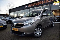 Dacia Lodgy - 1.2 TCe Lauréate 5p. | NAVIGATIE | AIRCO | AUDIO STUURBEDIENING | ELEKTRISCHE RUITBEDI