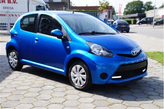 Toyota Aygo - 1.0 VVT-i Aspiration Met origineel navigatiesysteem - 1