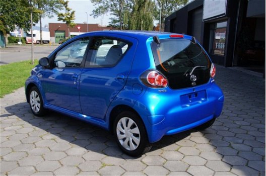 Toyota Aygo - 1.0 VVT-i Aspiration Met origineel navigatiesysteem - 1