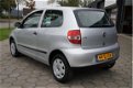 Volkswagen Fox - 1.4 Trendline - 1 - Thumbnail