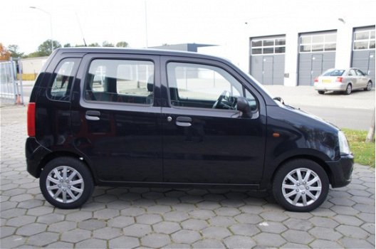 Opel Agila - 1.2-16V Essentia - 1