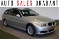 BMW 3-serie Touring - 318i High Executive - 1 - Thumbnail